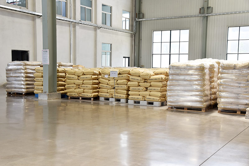 倉(cāng)庫(kù)待發(fā)